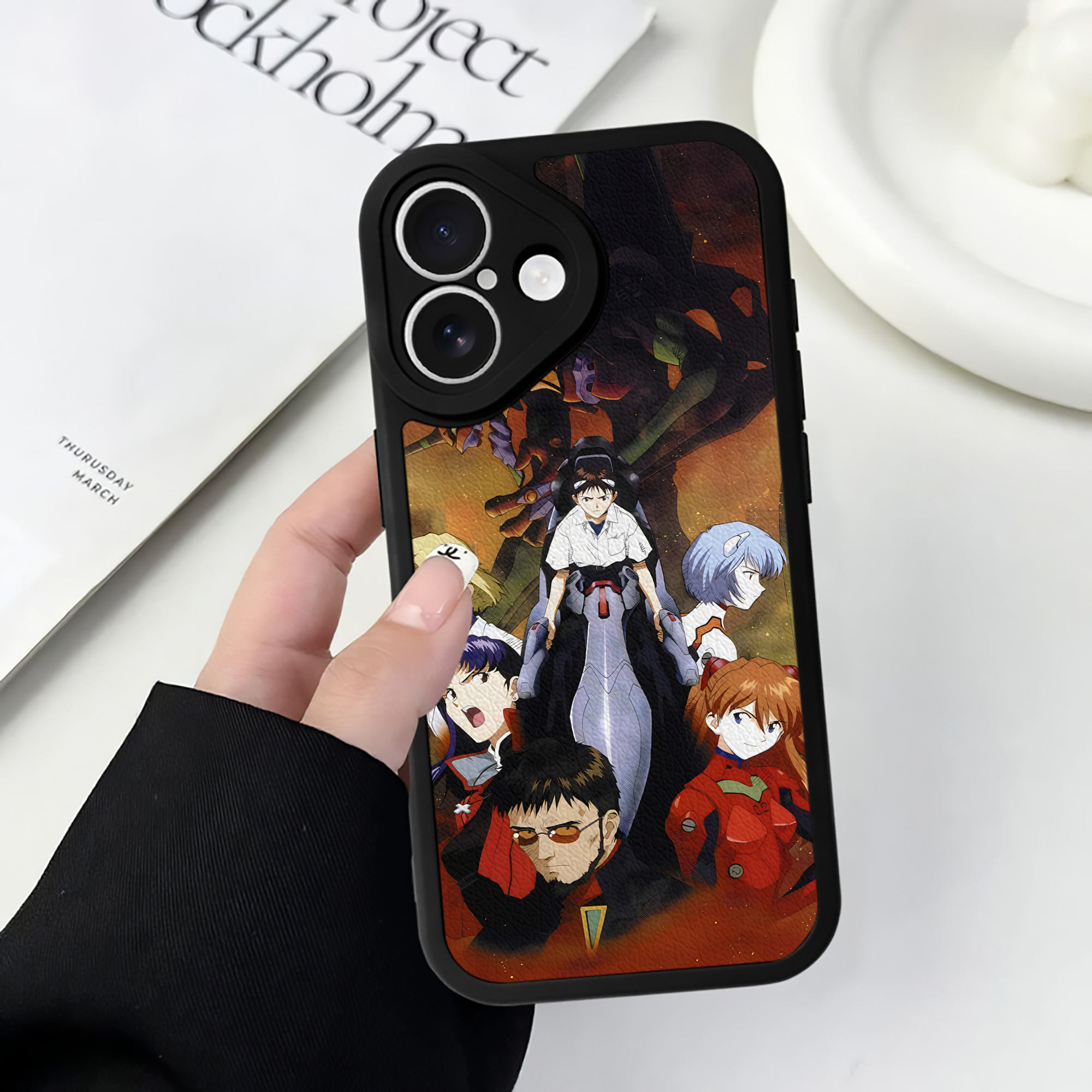 （画像用） EVA 新世紀エヴァンゲリオン 【iPhone 16シリーズ対応】シリコンスマホケース（レザー調） 材質：シリコン